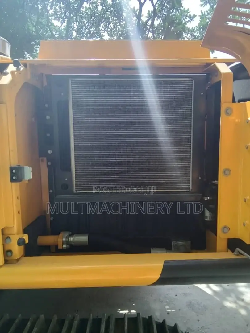 JCB 215LC Bland New