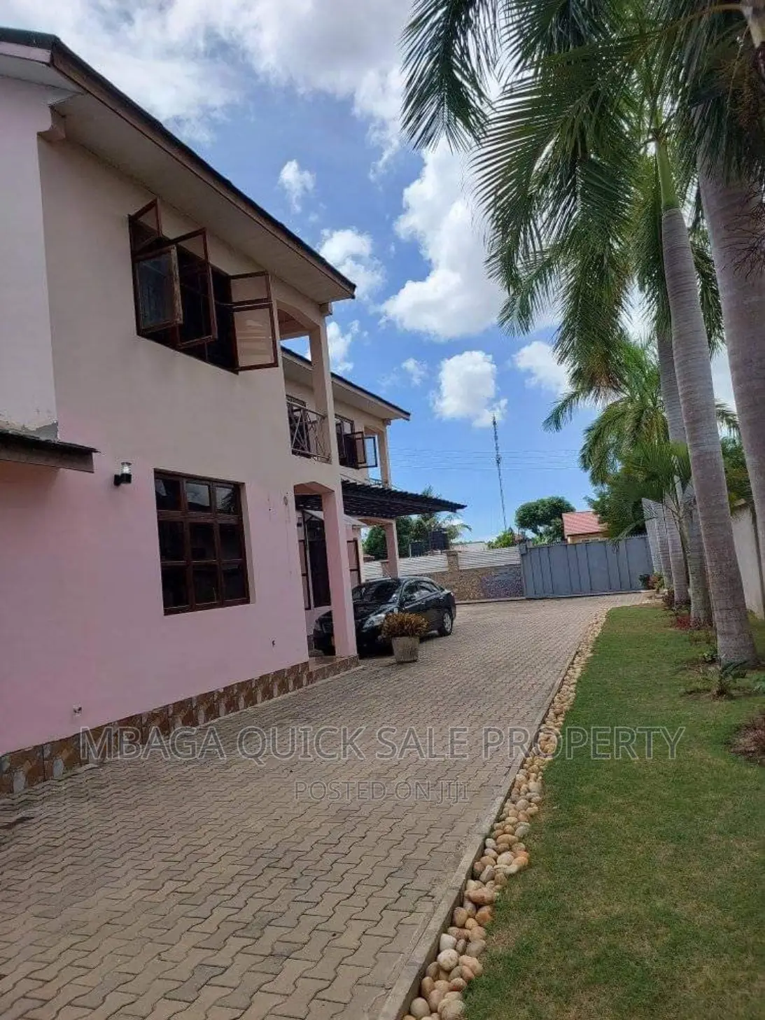 5bdrm House in Ununio, Bunju for sale