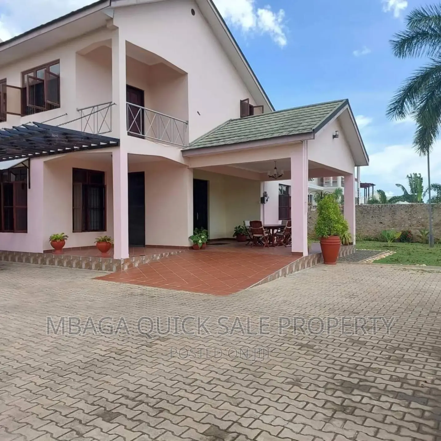 5bdrm House in Ununio, Bunju for sale