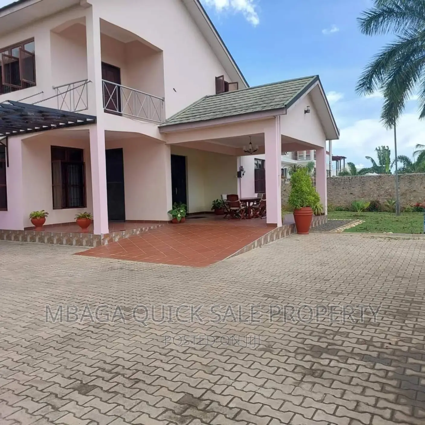 5bdrm House in Ununio, Bunju for sale