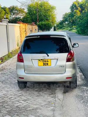 Toyota Corolla Spacio 2004 Silver