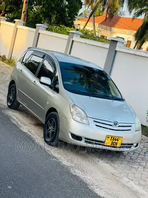 Toyota Corolla Spacio 2004 Silver