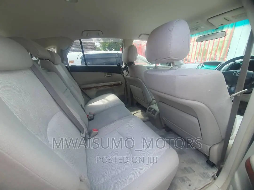 Toyota Harrier 2005 Gray