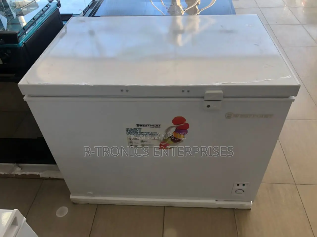 Westpoint Chest Freezer 300 Litres