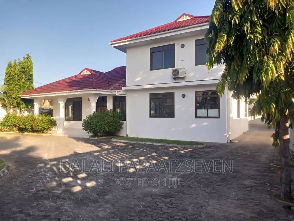 4bdrm House in Dalalipapaatzseven, Kinondoni for rent