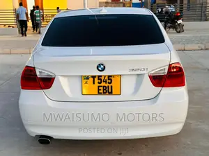 BMW 3 Series 2010 White