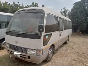 Toyota Coaster 2000