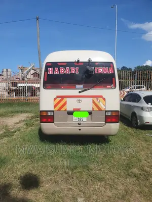 Toyota Coaster 2000