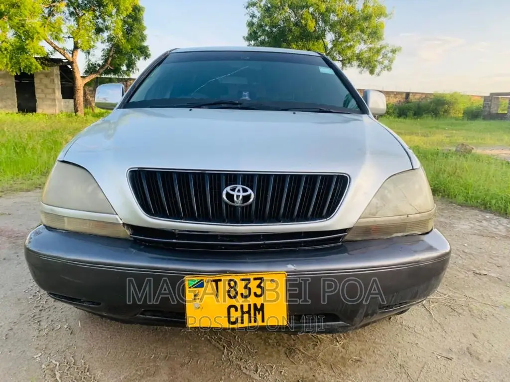 Toyota Harrier 2001 Silver