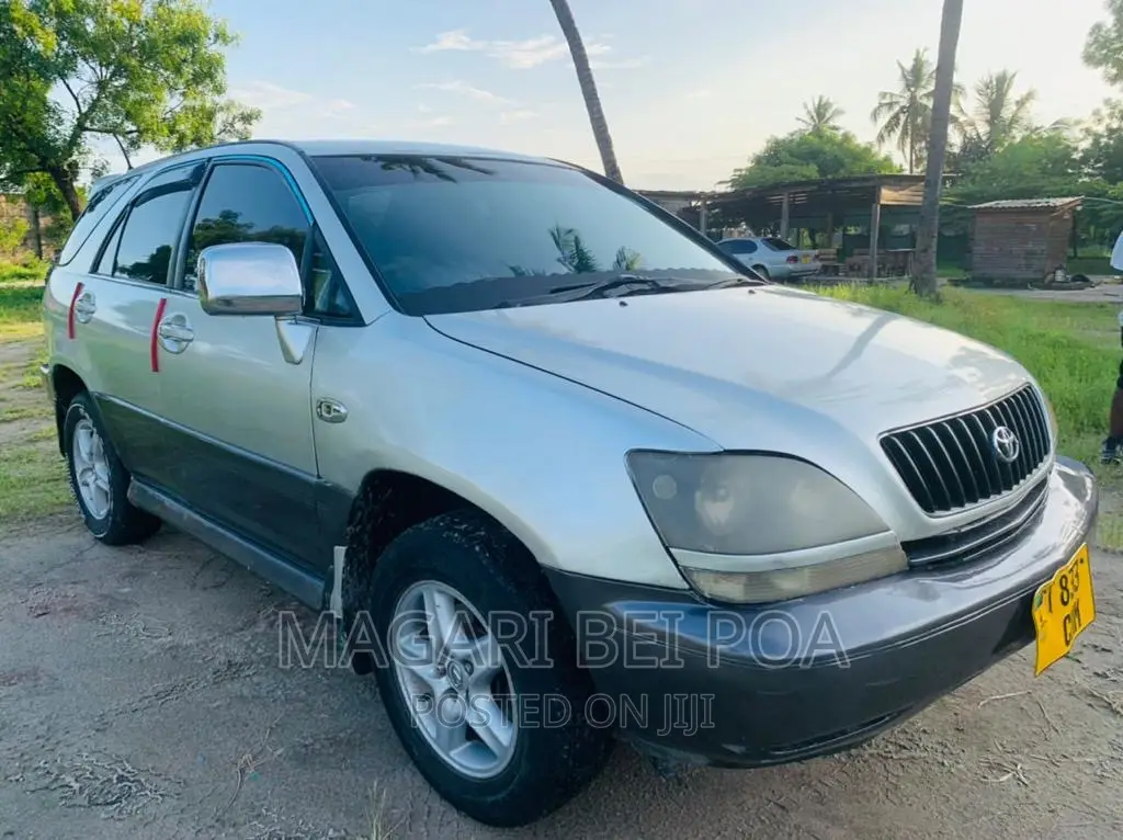 Toyota Harrier 2001 Silver
