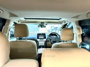 Toyota Land Cruiser Prado 2018 White