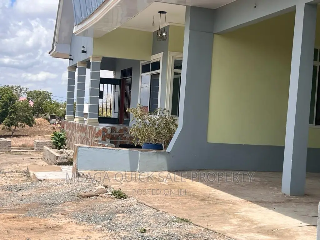 4bdrm House in Kiluvya Madukani for sale