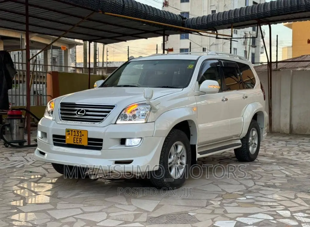 Toyota Land Cruiser Prado 2008 White