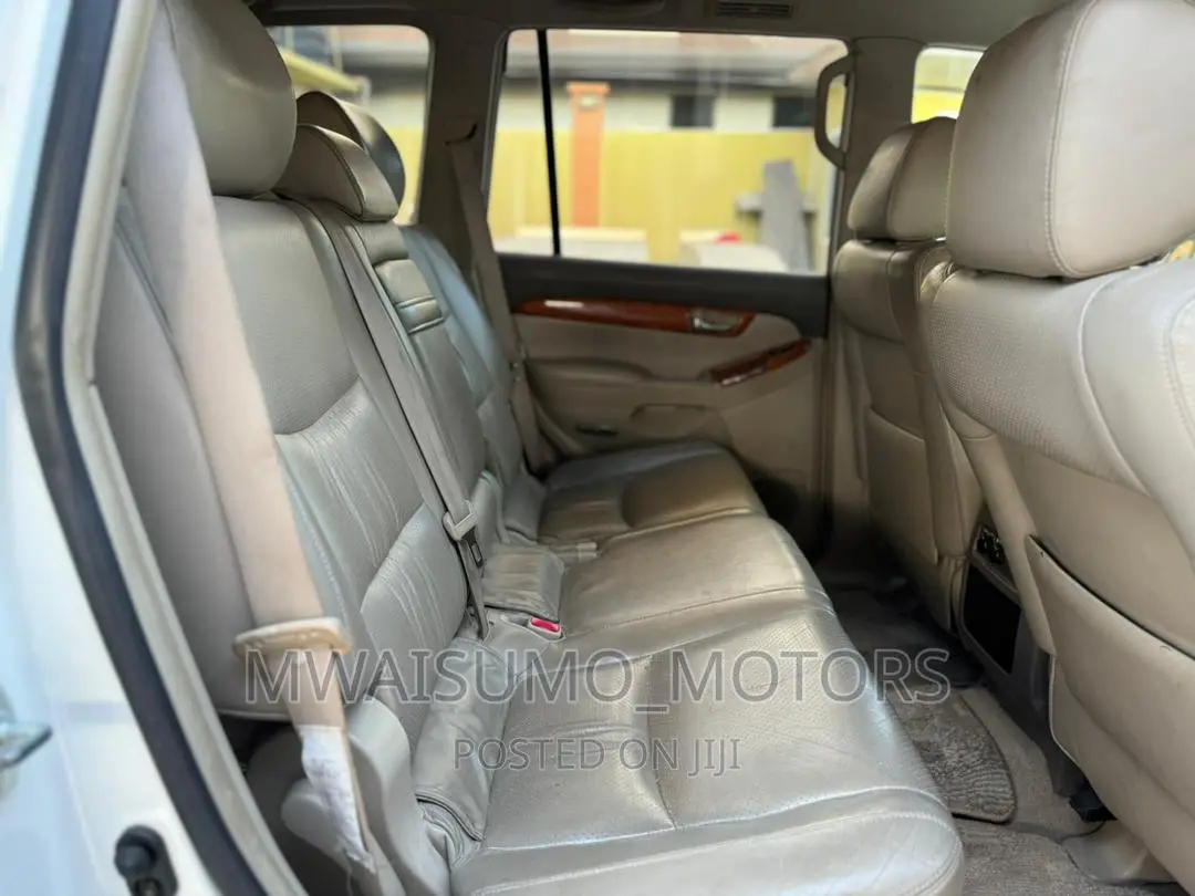 Toyota Land Cruiser Prado 2008 White