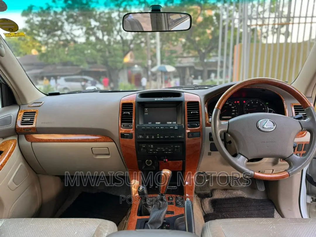 Toyota Land Cruiser Prado 2008 White