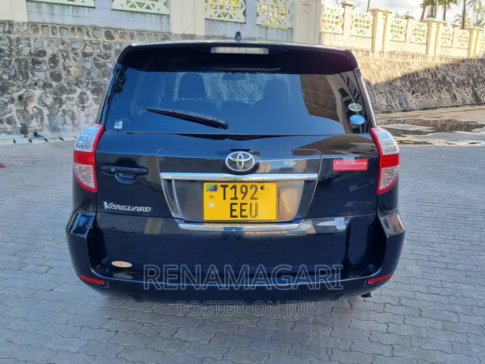 Toyota Vanguard 2010 Black