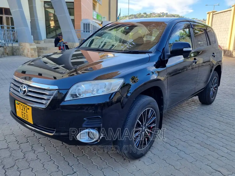 Toyota Vanguard 2010 Black