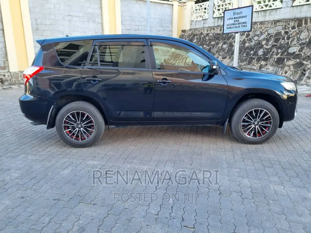 Toyota Vanguard 2010 Black
