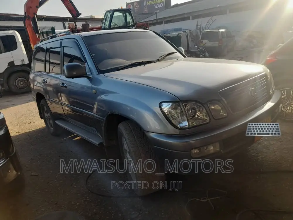 Toyota Land Cruiser 2006 Silver