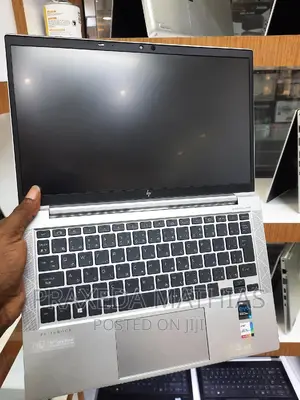 Laptop HP EliteBook 830 G8 16GB Intel Core I5 SSD 512GB
