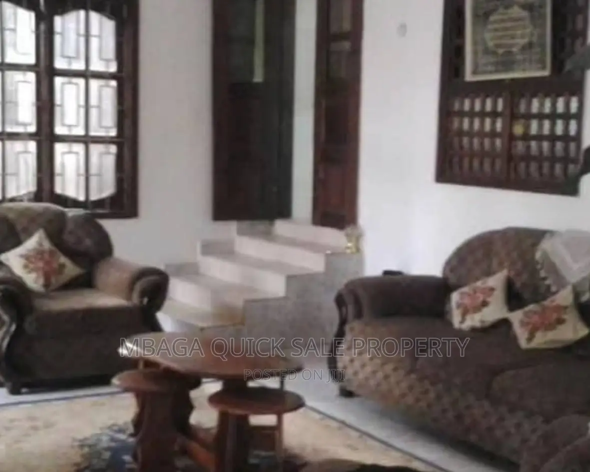 5bdrm House in Msasani for sale