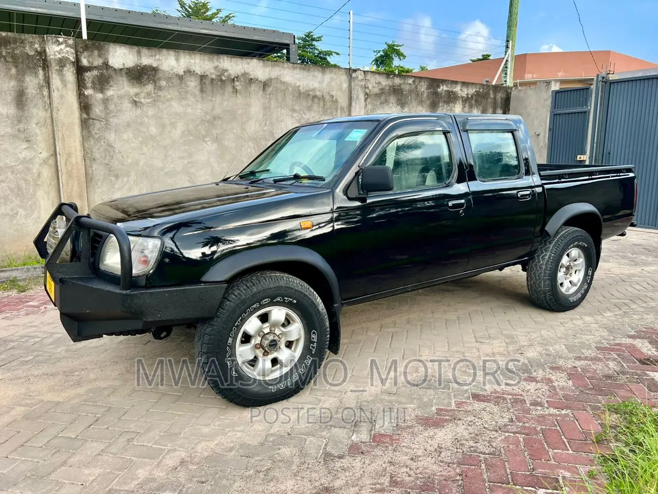 Nissan Hardbody 2007 Black
