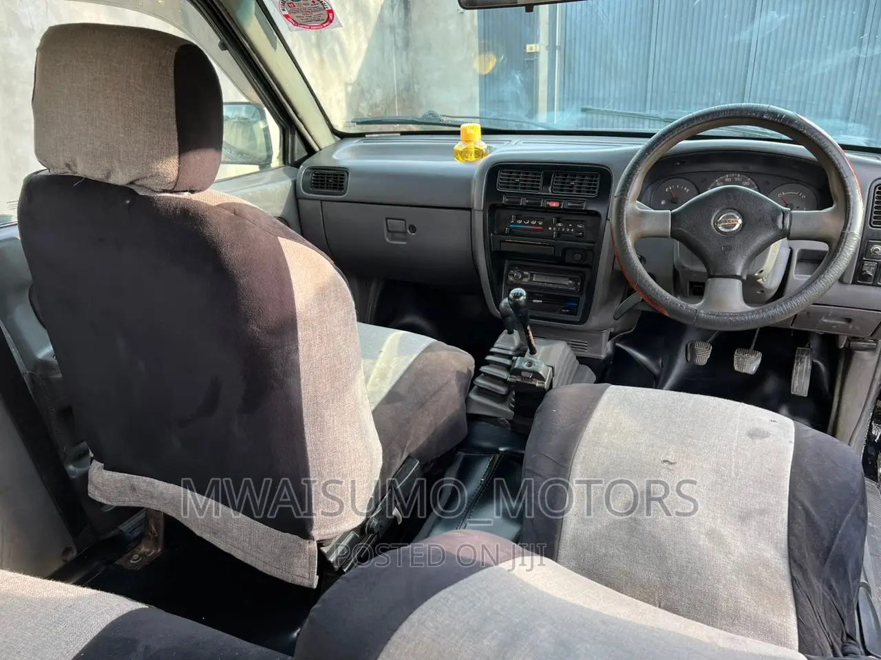 Nissan Hardbody 2007 Black
