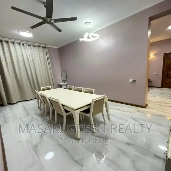 8bdrm Apartment in Mbezi Beach for sale