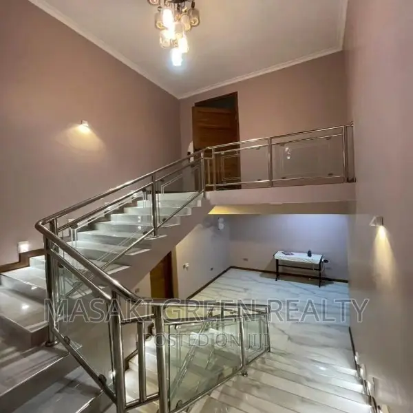8bdrm Apartment in Mbezi Beach for sale