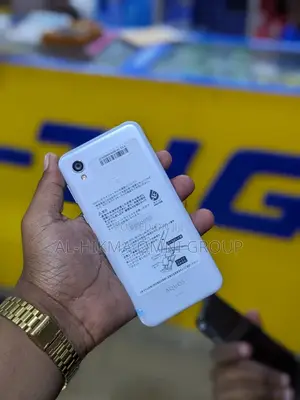 Sharp Aquos Sense 2 SHV43 32 GB White