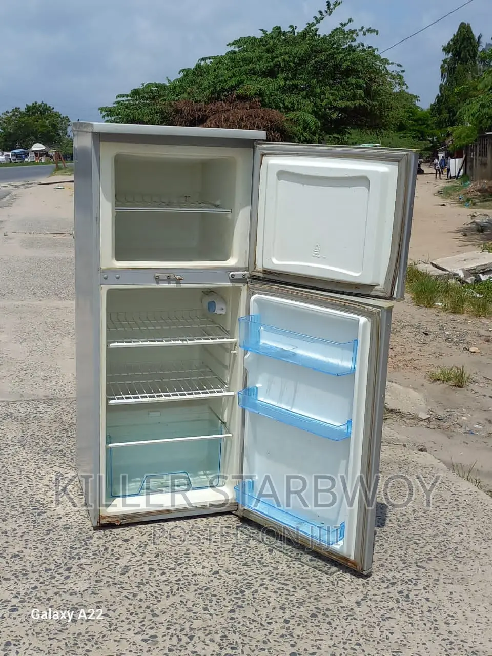 Fridge Kubwa Zuri