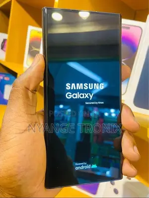 New Samsung Galaxy S22 Ultra 5G 256 GB Black