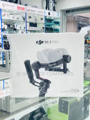 DJI RS 3 Pro Gimbal Stabilizer