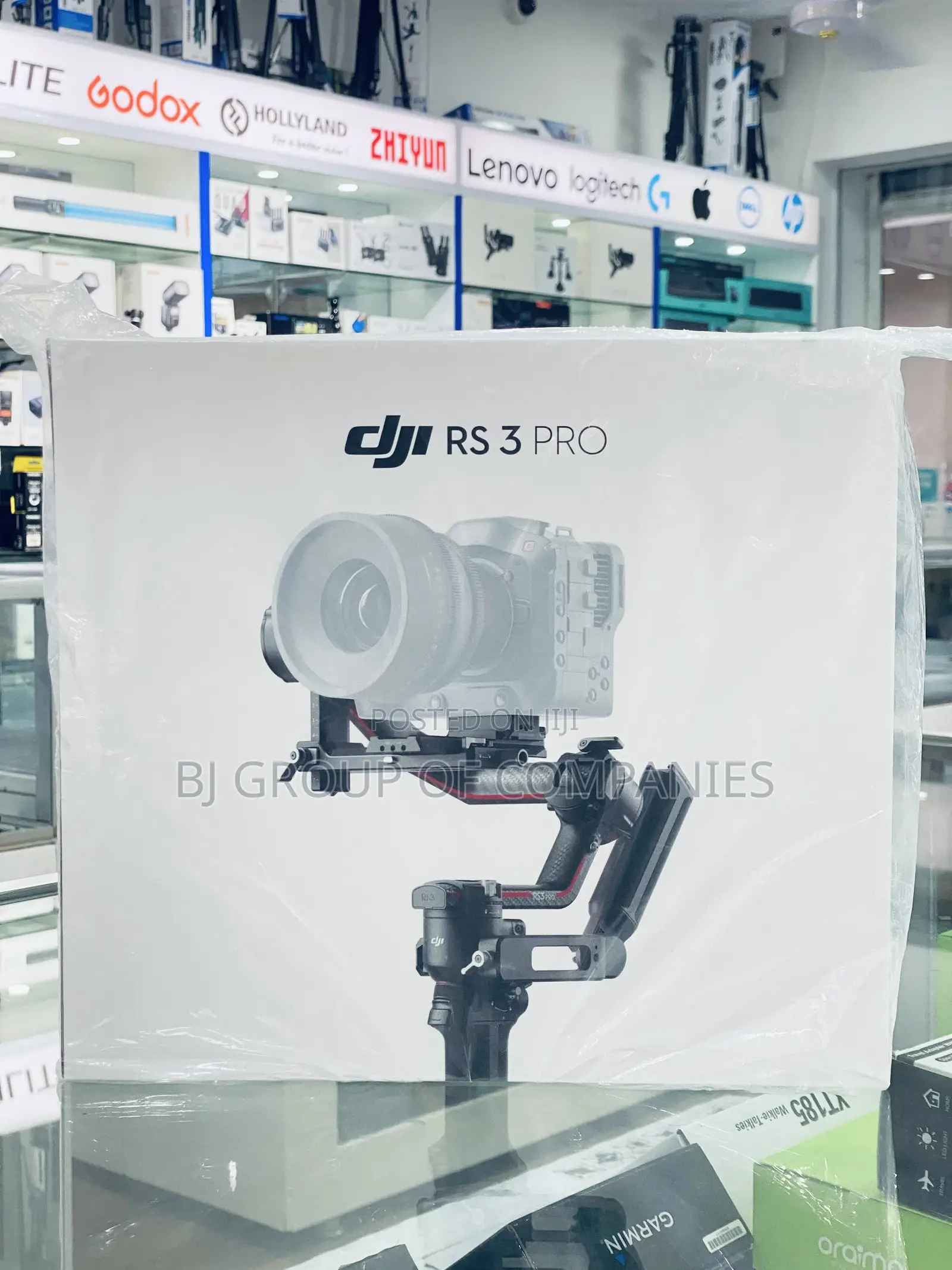 DJI RS 3 Pro Gimbal Stabilizer