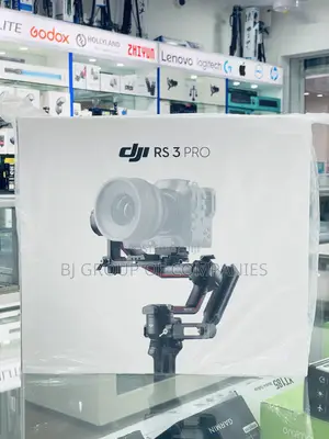 DJI RS 3 Pro Gimbal Stabilizer