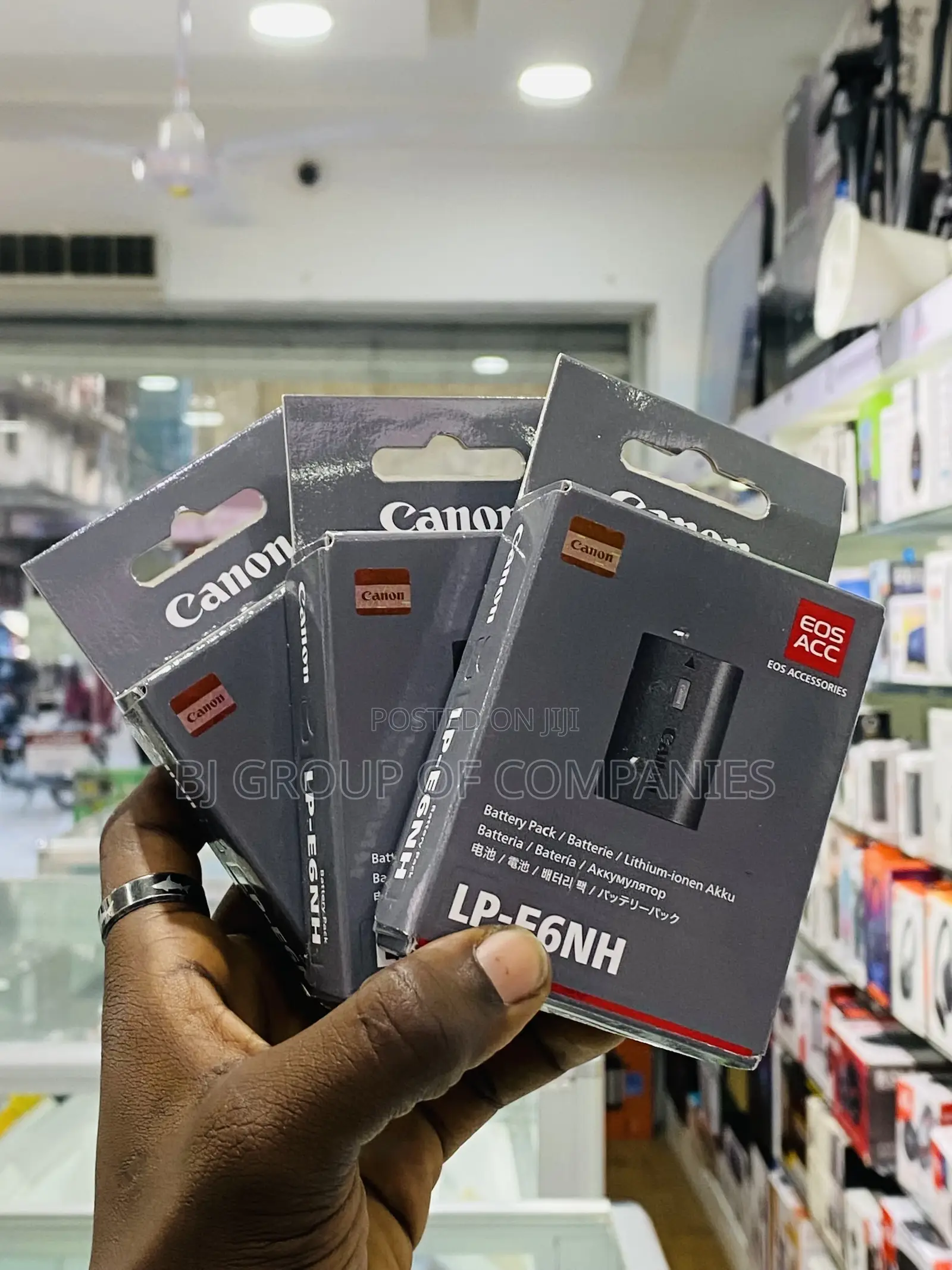  Canon LP-E6NH Lithium-Ion Battery (7.2V, 2130mah)