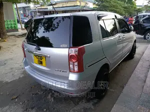 Toyota Raum 2008 Silver