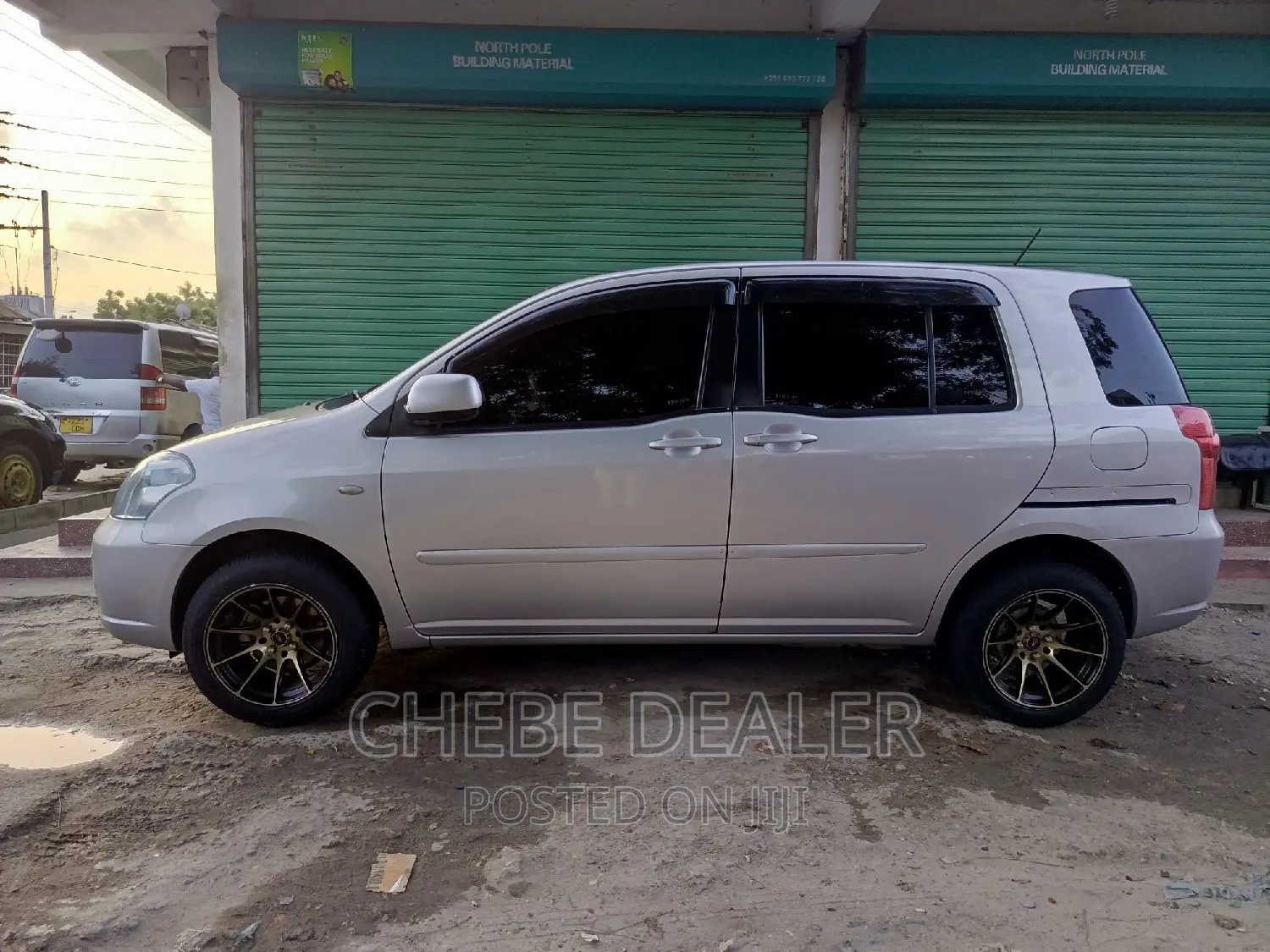 Toyota Raum 2008 Silver