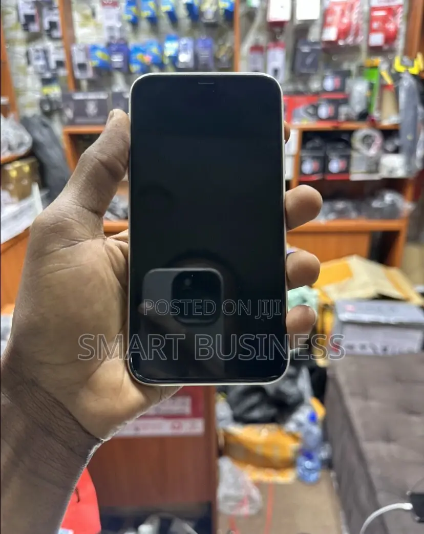 Apple iPhone 11 128 GB White