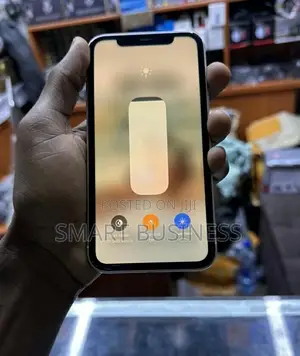 Apple iPhone 11 128 GB White