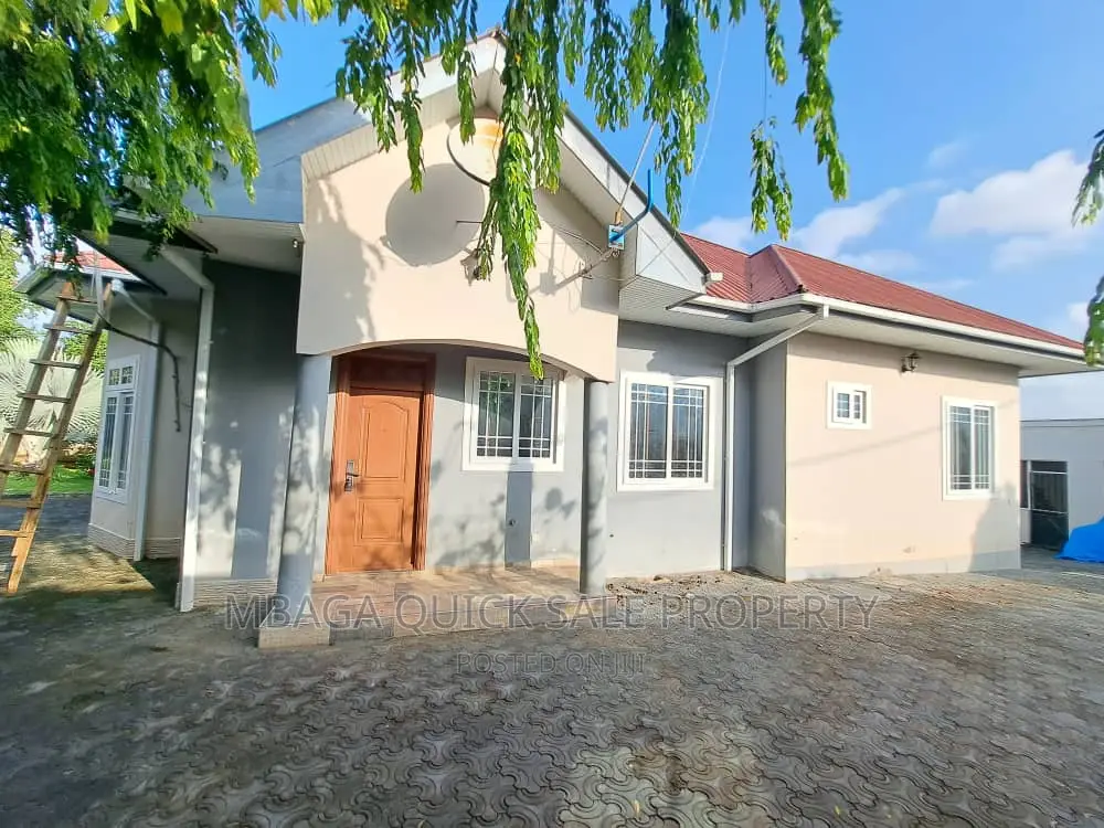 3bdrm House in Mbezi Mwisho for rent