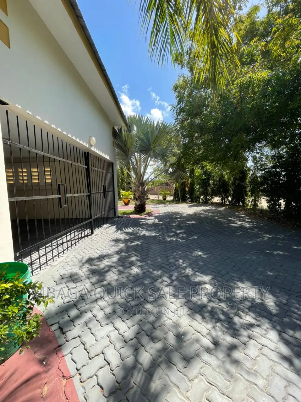 Furnished 3bdrm House in Kigamboni for sale