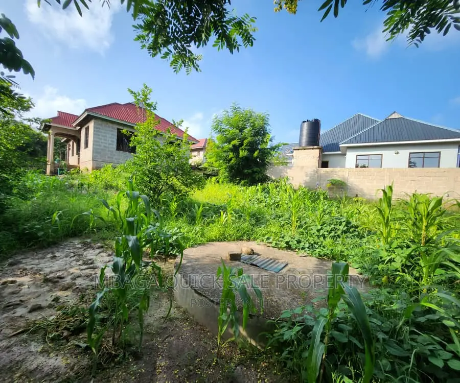3bdrm Bungalow in Goba for sale