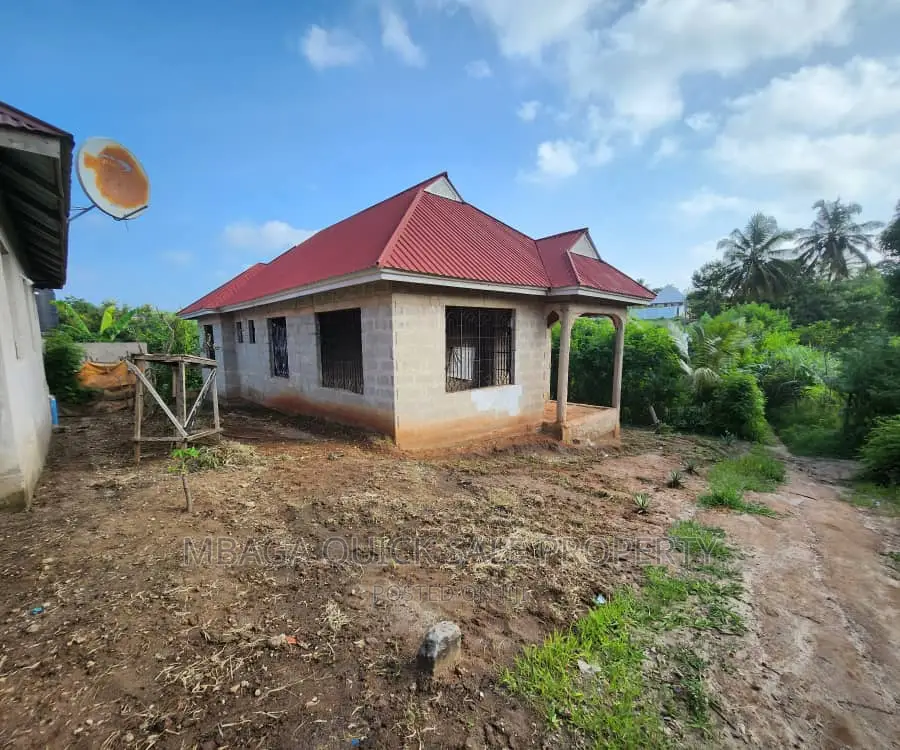 3bdrm Bungalow in Goba for sale