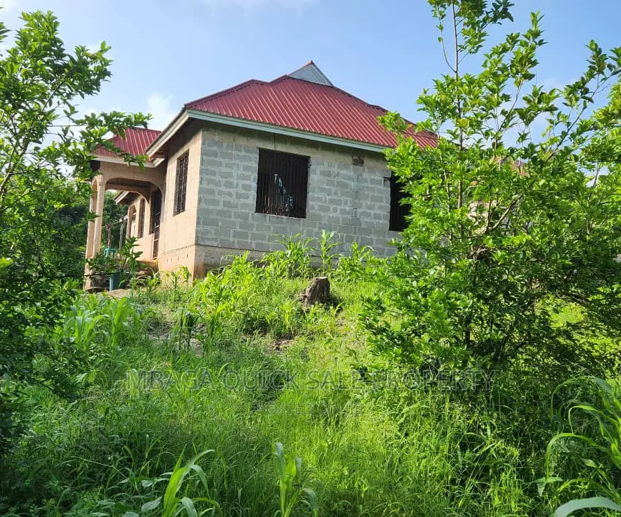 3bdrm Bungalow in Goba for sale