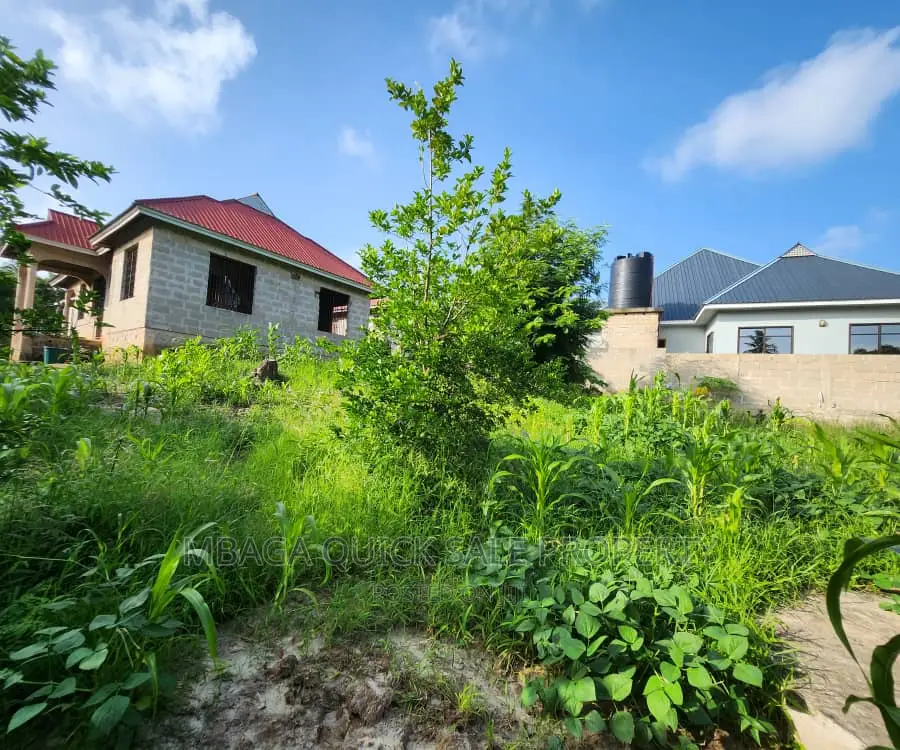 3bdrm Bungalow in Goba for sale
