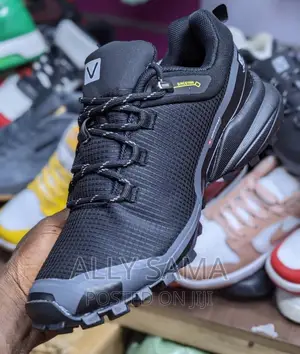 Mens Sneakers New Brand (VICCO) Black