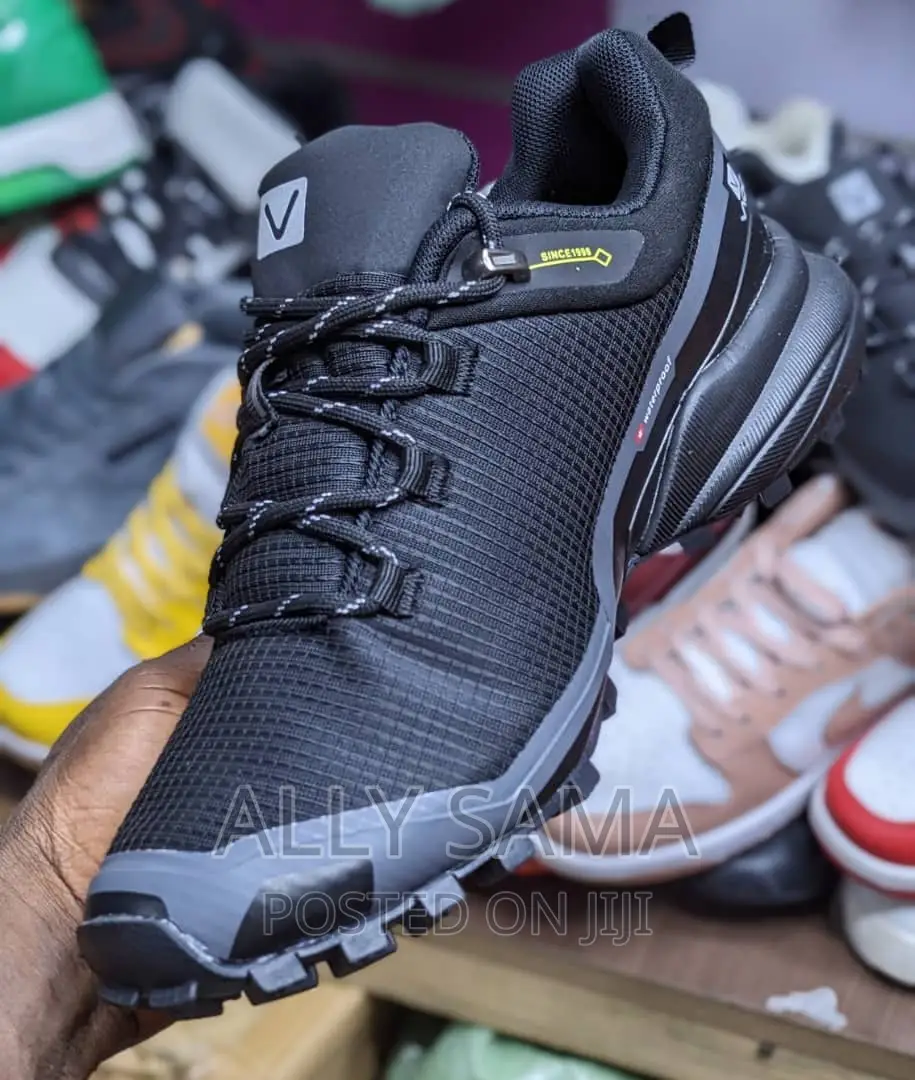 Mens Sneakers New Brand (VICCO) Black