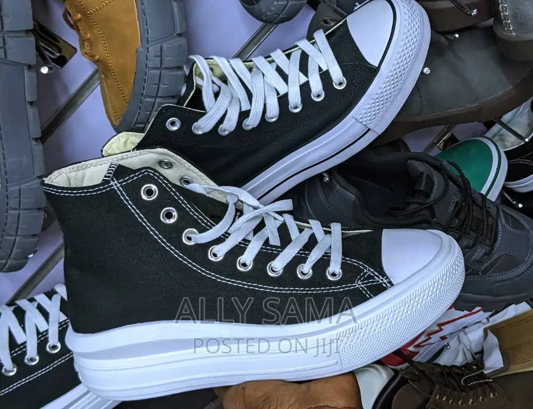 Mens Sneakers Converse.Original