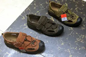 Open Shoes New Brand (G.TEN)